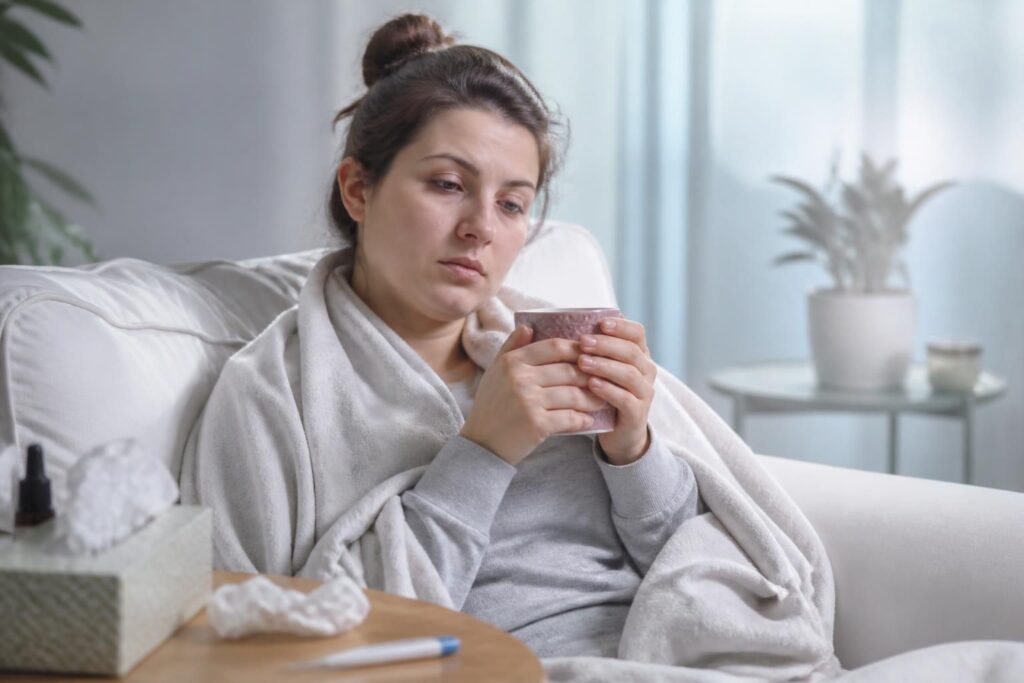 découvrez comment reconnaître une grippe atypique sans fièvre et ses symptômes pour mieux comprendre et gérer cette forme particulière de la grippe.